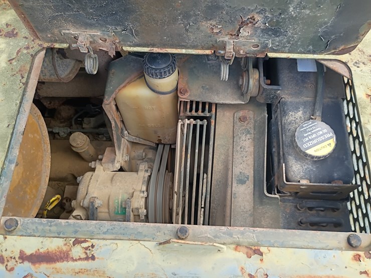 1991-deere-550g-image-13