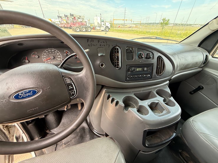 2003-ford-e350-sd-image-14