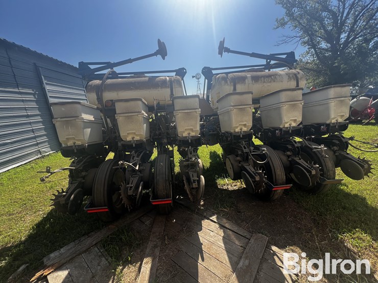 kinze-3200-image-6