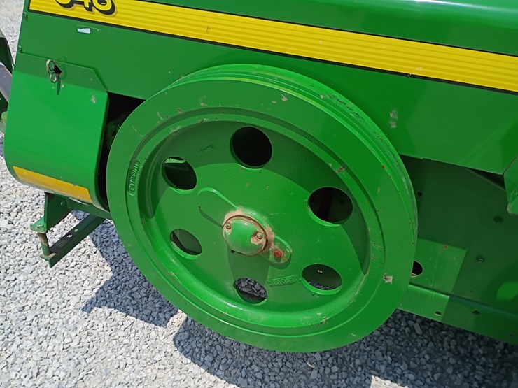john-deere-348-image-13