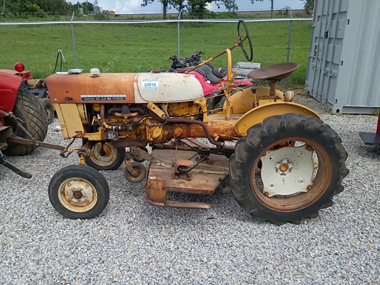 1966-international-cub-image-2