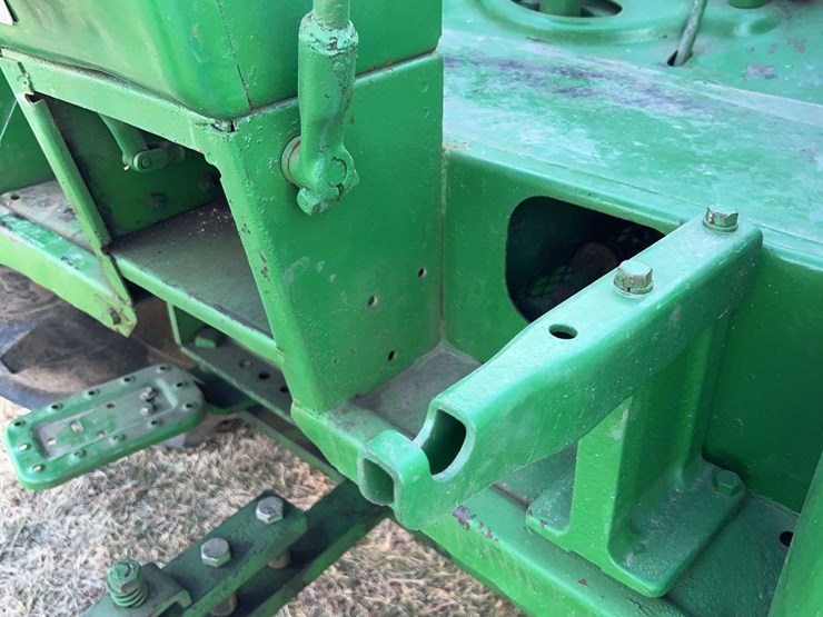 john-deere-r-image-42