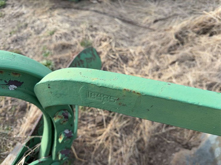 john-deere-pull-type-two-bottom-plow-image-25
