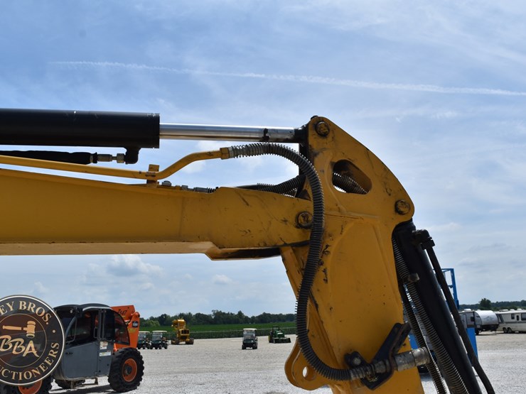 2023-caterpillar-303cr-image-20