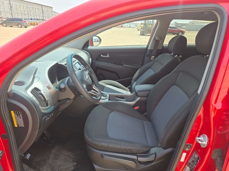 2015-kia-sportage-image-13