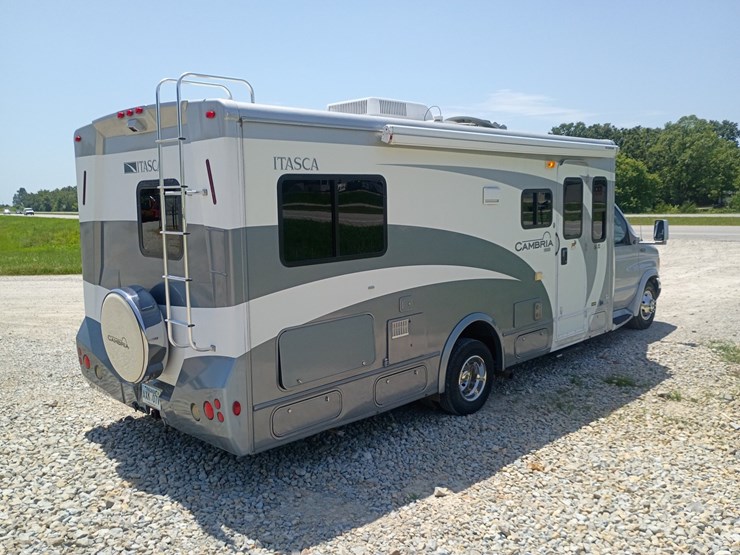2005-ford-e450-image-9