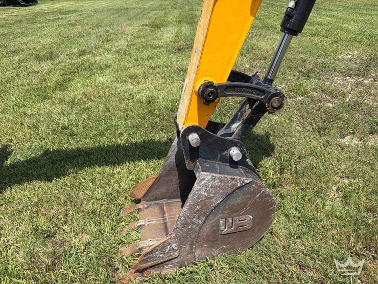 2025-jcb-35z-1-image-15