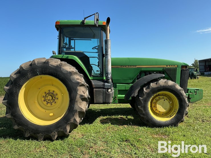 1995-john-deere-8300-image-4