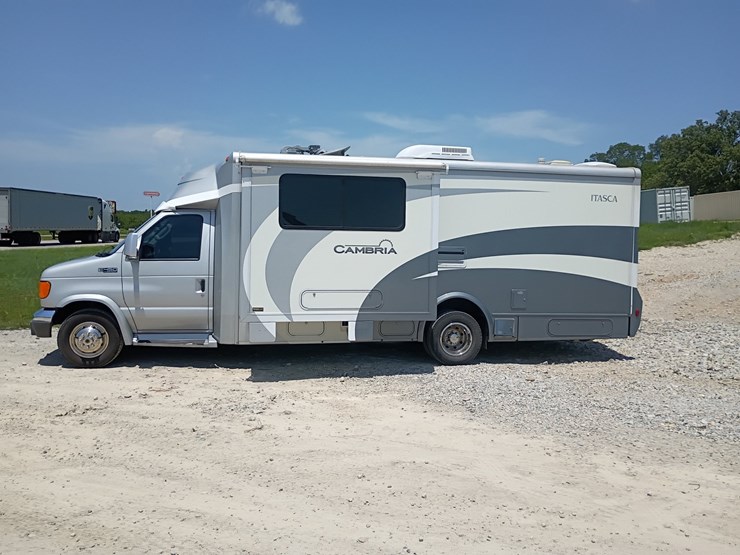 2005-ford-e450-image-3