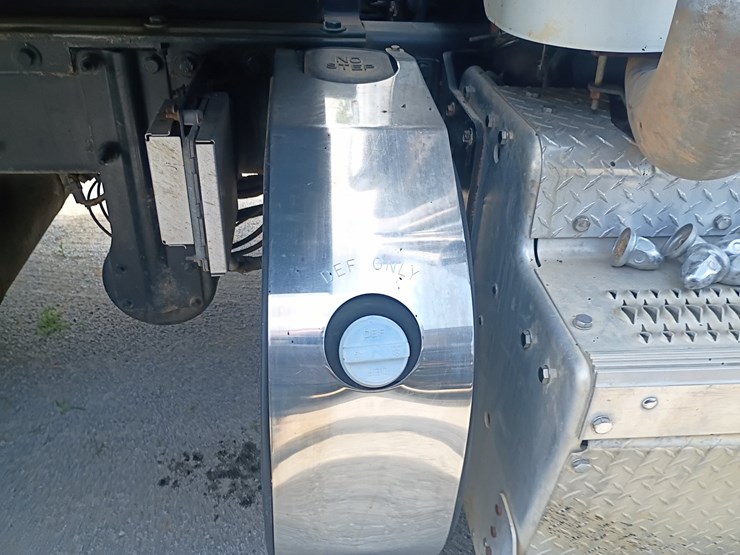 2014-peterbilt-367-image-73