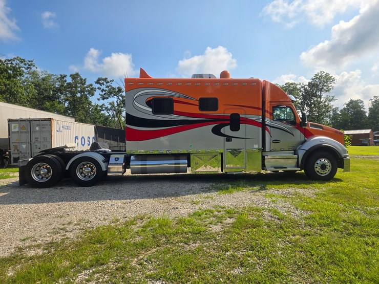2019-kenworth-t880-image-18