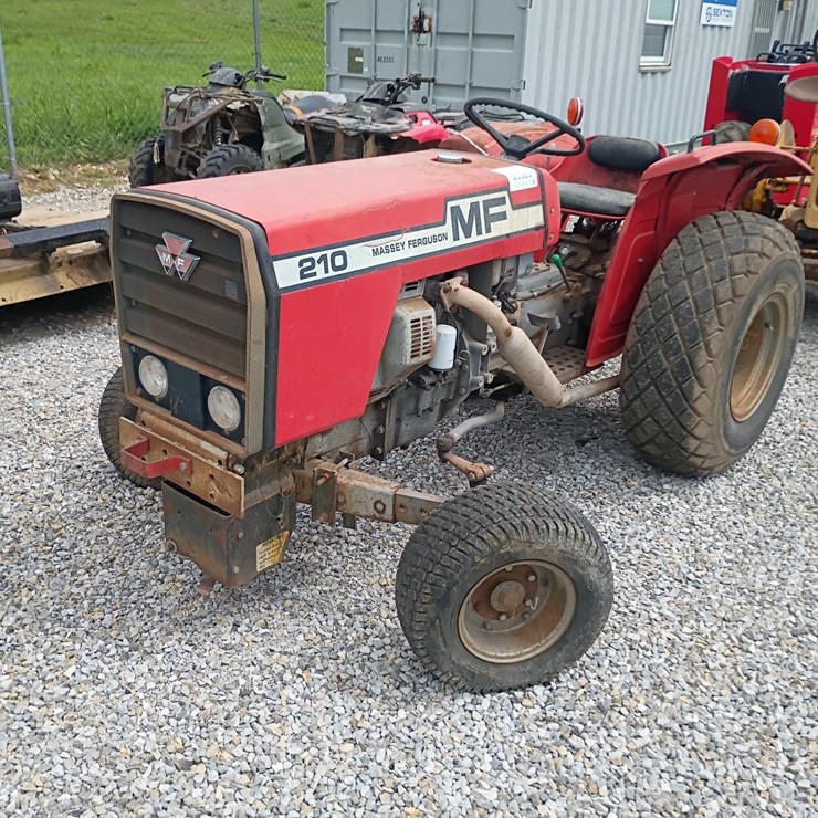 1978 MASSEY-FERGUSON 210