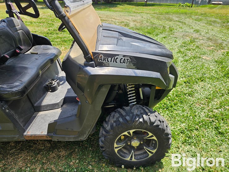 2016-arctic-cat-700-image-12