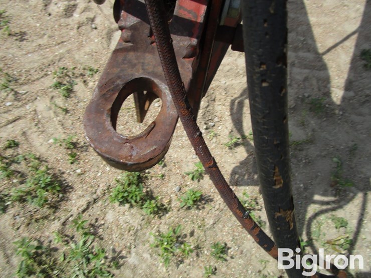 hesston-2540-image-10