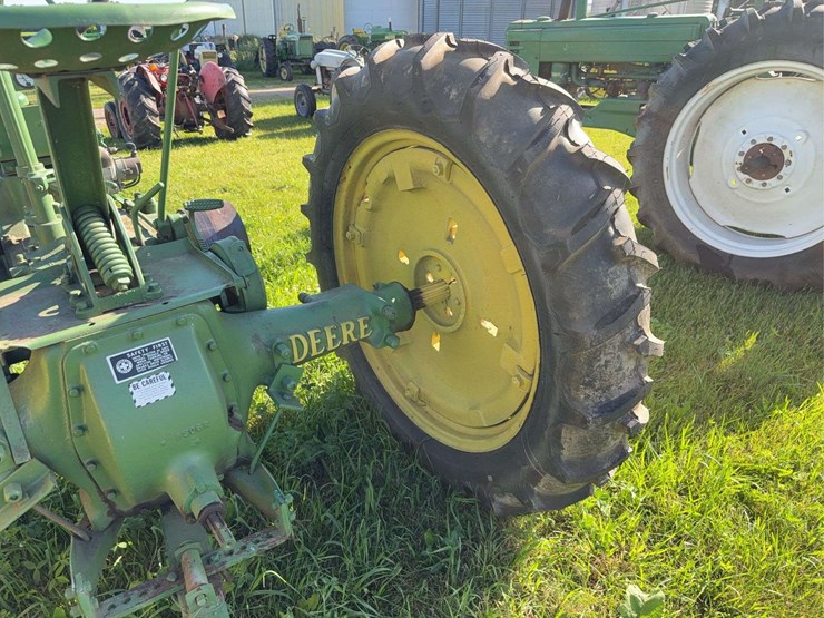 john-deere-model-b-image-24