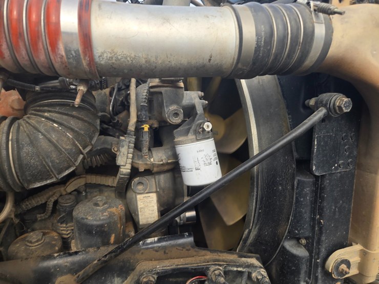 2011-kenworth-t700-image-51