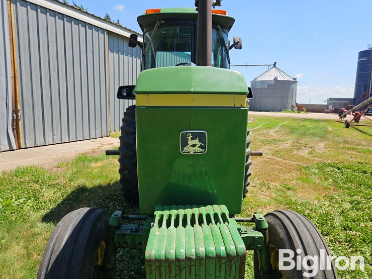 1982-john-deere-4440-image-12