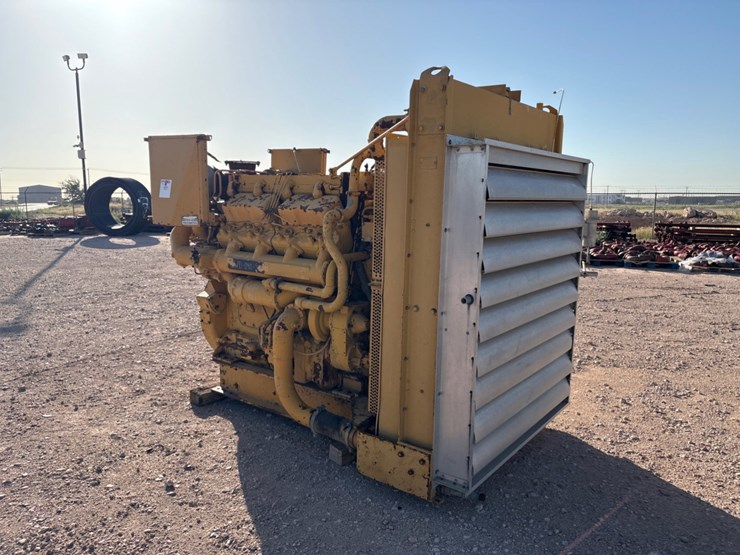 caterpillar-d379-image-6