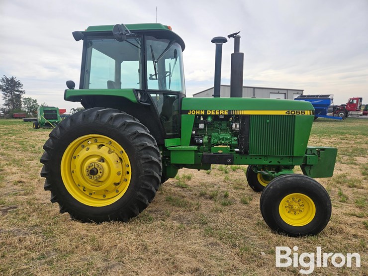 1992-john-deere-4055-image-4