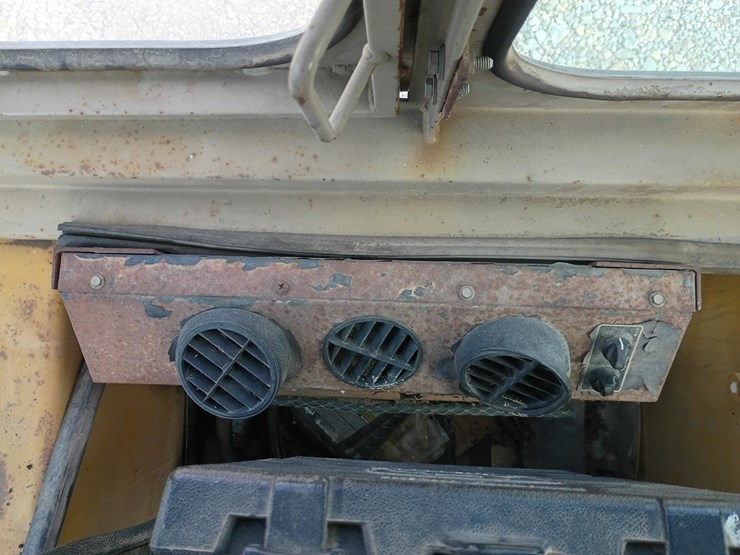 1991-deere-550g-image-33