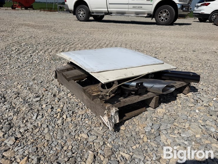 mudflap-brackets-and-parts-image-5