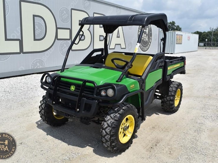 john-deere-gator-image-1