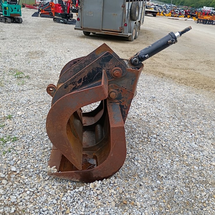 #24763 • Large Grapple