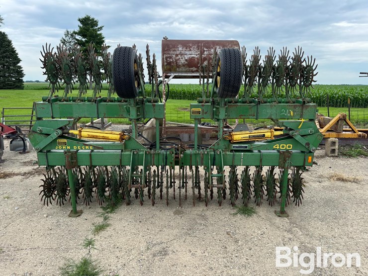 john-deere-20-image-2