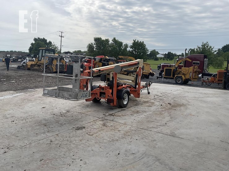 2005-jlg-t350-image-4
