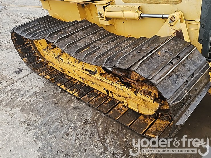 2006-deere-650j-image-13