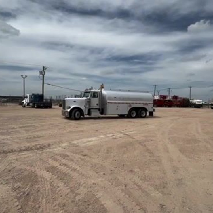 2006 PETERBILT 379