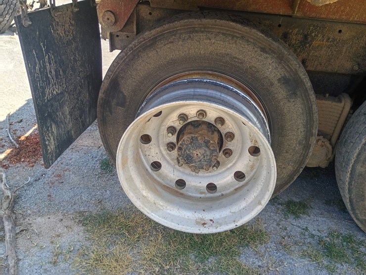 1997-mack-rd688s-image-94
