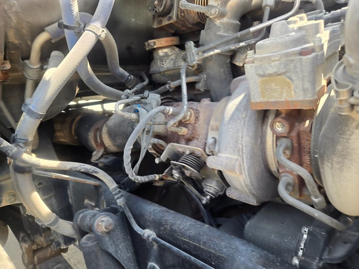 2019-kenworth-t680-image-37