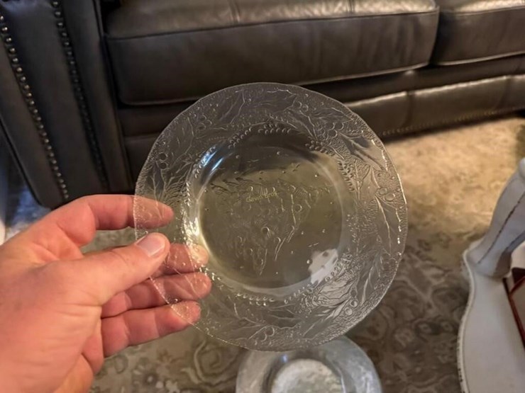 christmas-bowls-&-plates-image-4