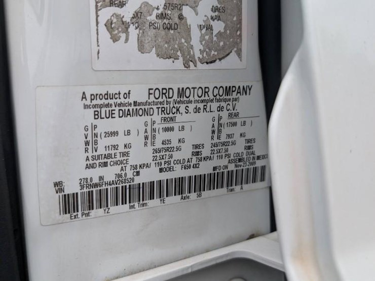 2010-ford-f650-image-22