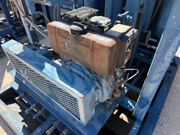 caterpillar-550-image-7