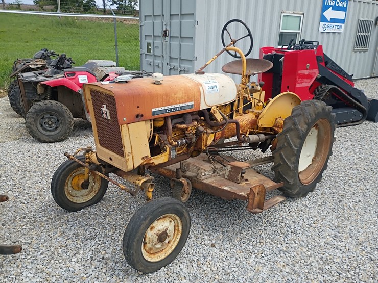 1966-international-cub-image-1