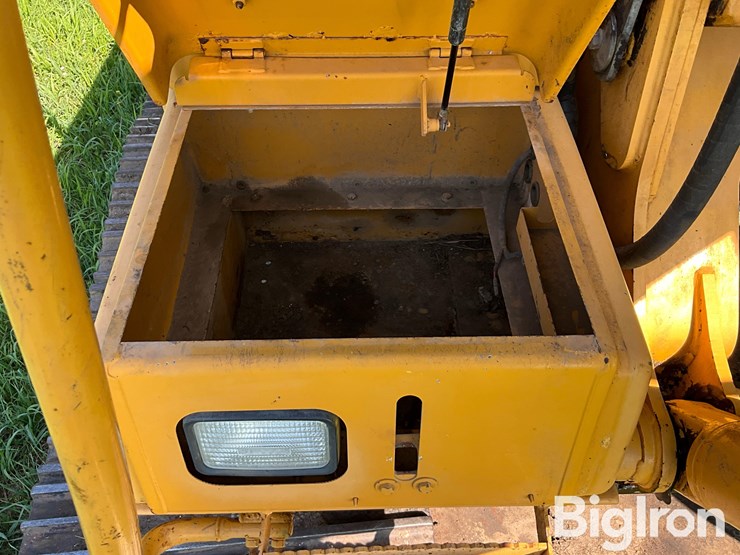 2006-deere-200c-lc-image-12