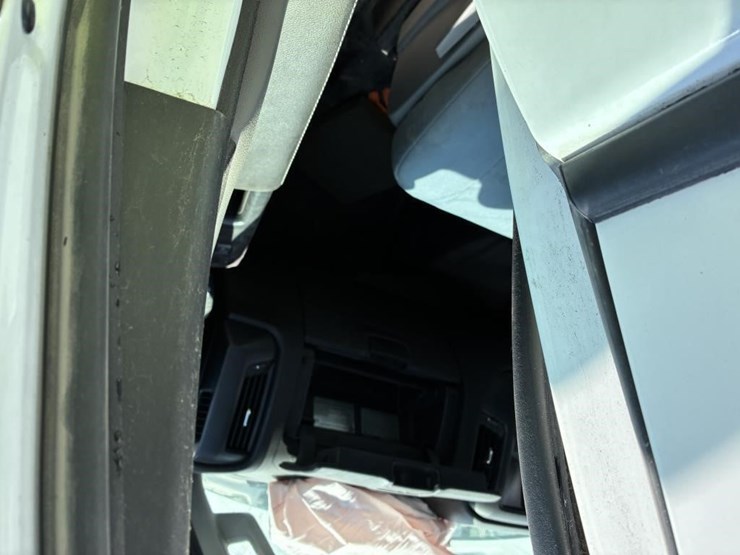 2015-gmc-3500hd-image-21