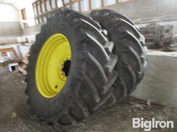 john-deere-4830-image-1
