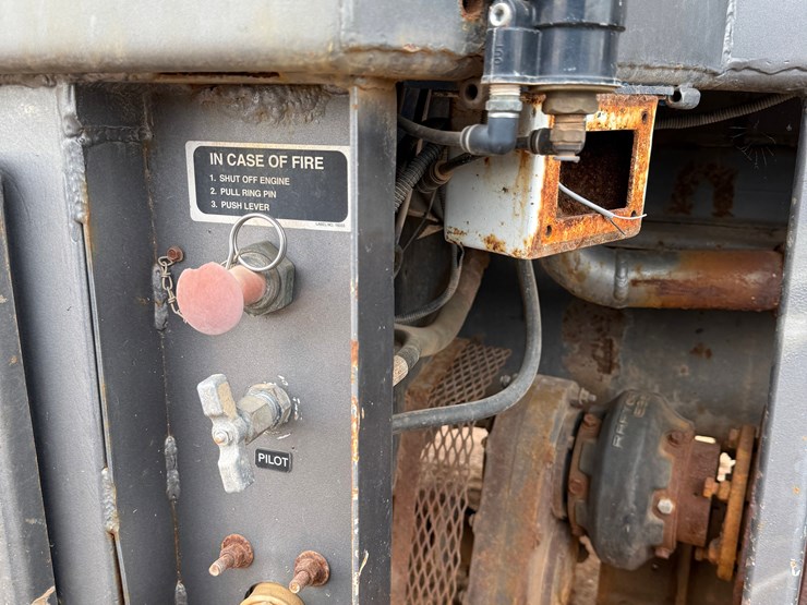 2014-western-star-4900-image-16