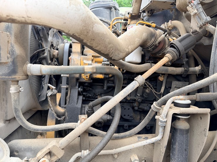2001-caterpillar-3126-image-25