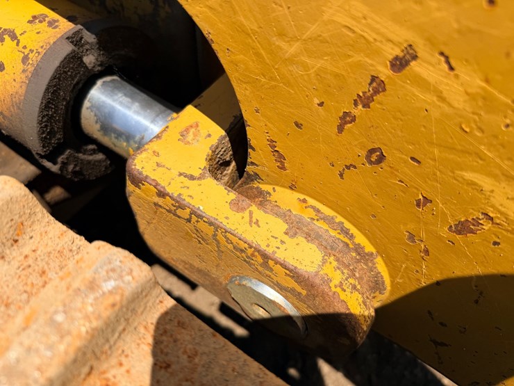 1994-caterpillar-953b-image-99