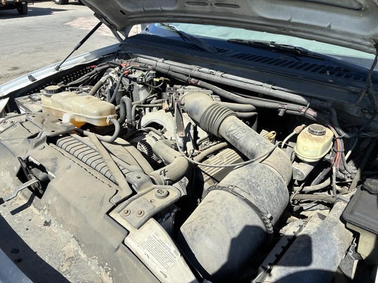2004-ford-f450-image-12