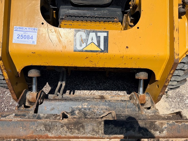 2014-caterpillar-272d-image-60