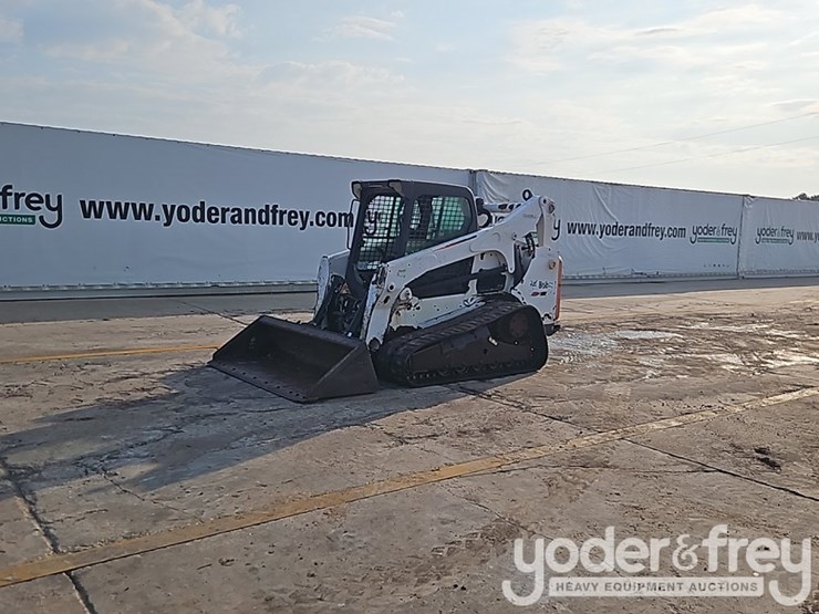 2015-bobcat-t750-image-2
