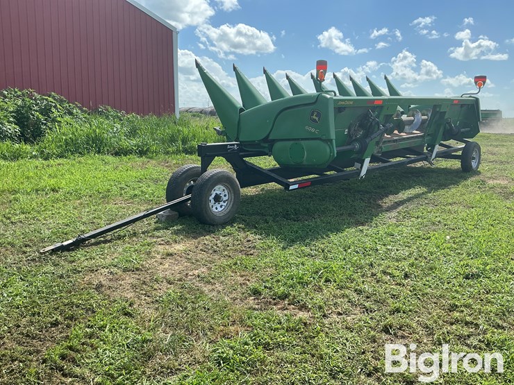 2011-john-deere-608c-image-7