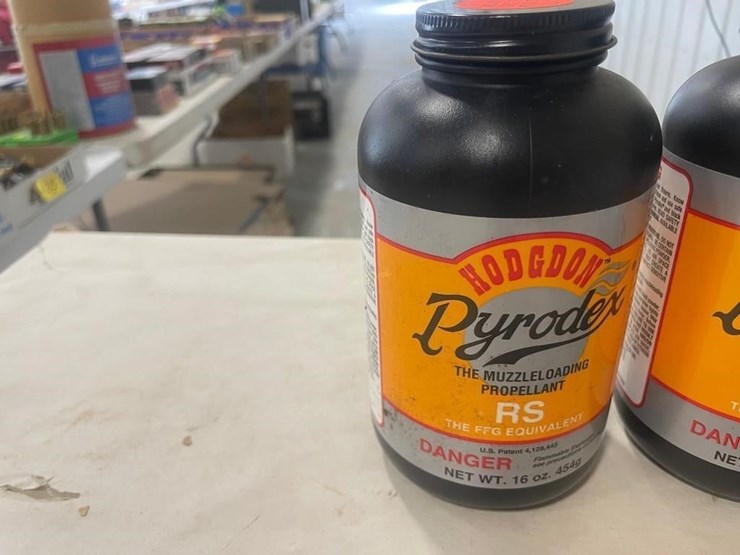 (3)-1lb-hodgdon-pyrodex-muzzleloader-powder-image-2