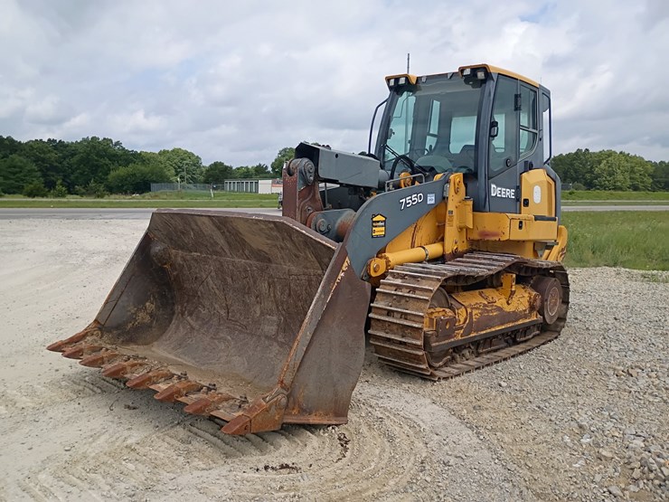 #24824-•-2008-john-deere-755d-crawler-loader-image-1