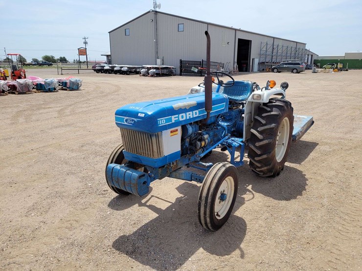 ford-tractor-image-1